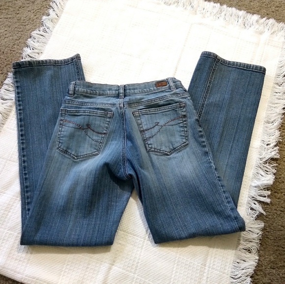 Dkny Denim - DKNY Straight leg Blue Jeans Size 4